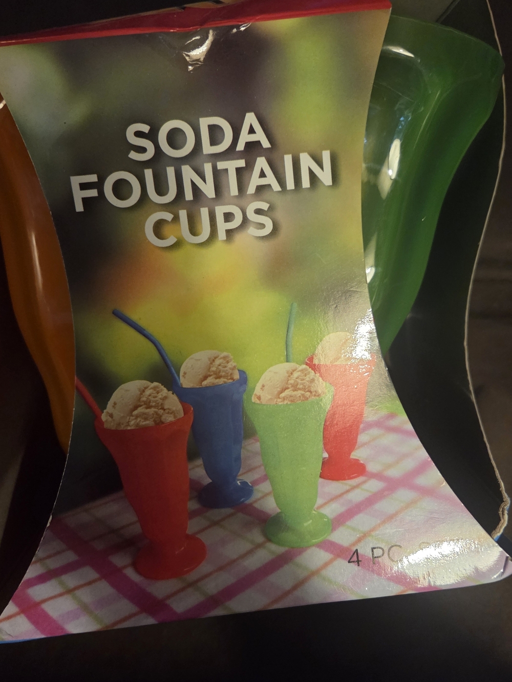 Soda Fountain Cups Party Set - 4 Pcs